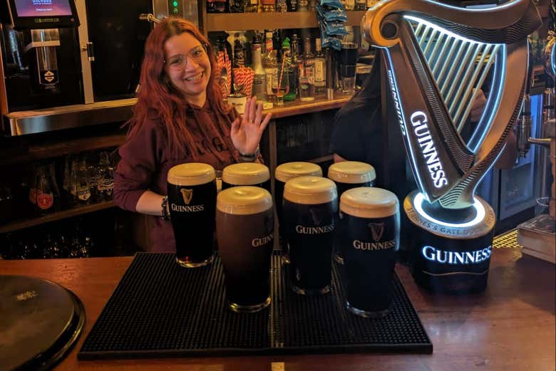 Pints em um pub de Dublin